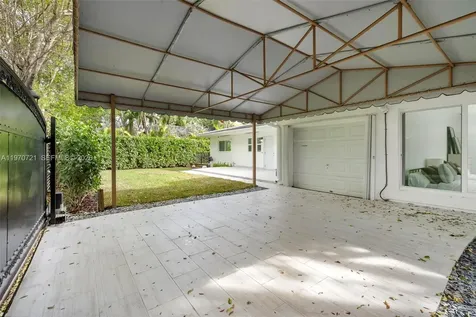 1001 NE 86th Street Miami FL 33138