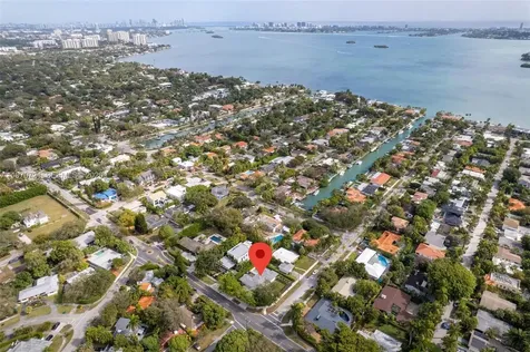 1001 NE 86th Street Miami FL 33138