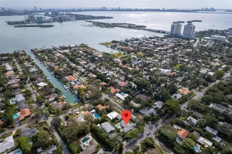 1001 NE 86th Street Miami FL 33138
