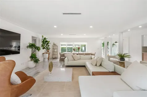 1001 NE 86th Street Miami FL 33138