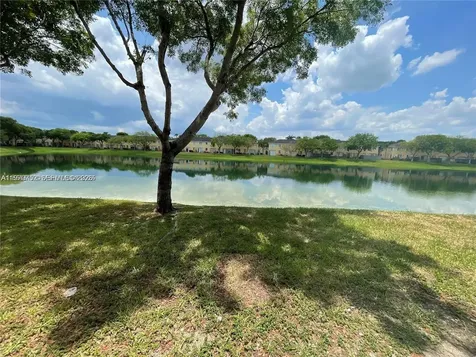2744 SE 15th Place Homestead FL 33035