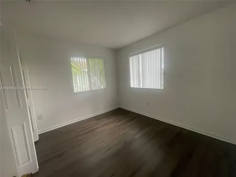 2744 SE 15th Place Homestead FL 33035