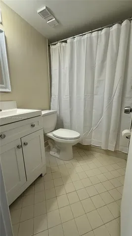201 Lake Pointe Drive Oakland Park FL 33309