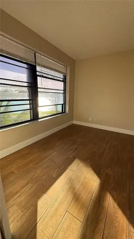 201 Lake Pointe Drive Oakland Park FL 33309