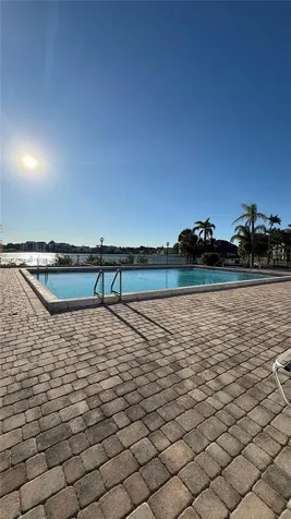 201 Lake Pointe Drive Oakland Park FL 33309