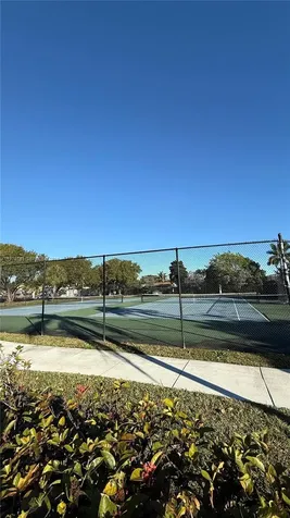 201 Lake Pointe Drive Oakland Park FL 33309