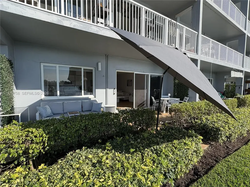 1201 S Riverside Drive Pompano Beach FL 33062