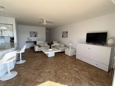 1201 S Riverside Drive Pompano Beach FL 33062