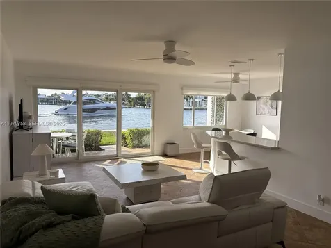 1201 S Riverside Drive Pompano Beach FL 33062