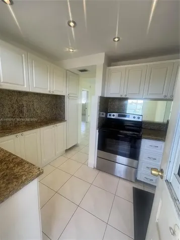 2910 Point East Drive Aventura FL 33160