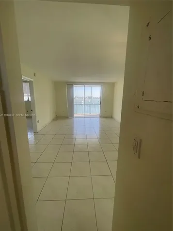 2910 Point East Drive Aventura FL 33160