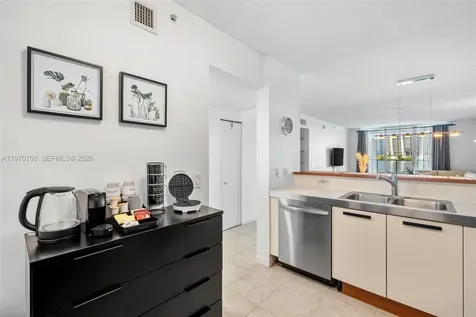 18100 N Bay Road Sunny Isles Beach FL 33160