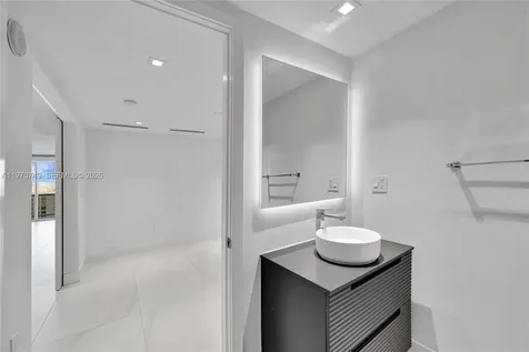 1850 S Ocean Drive Hallandale Beach FL 33009