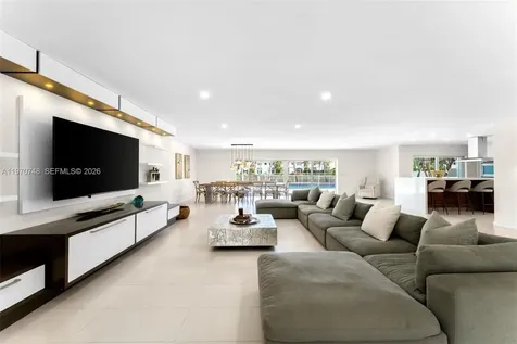 1525 Diplomat Parkway Hollywood FL 33019