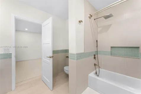 1525 Diplomat Parkway Hollywood FL 33019