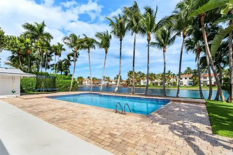 1525 Diplomat Parkway Hollywood FL 33019