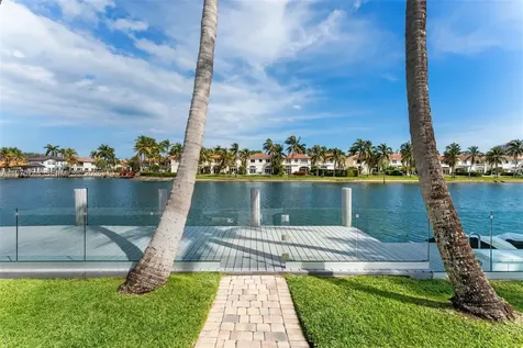1525 Diplomat Parkway Hollywood FL 33019
