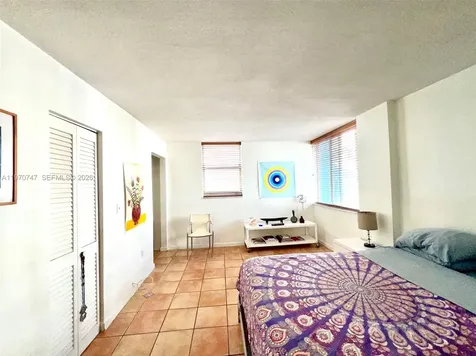 1658 Bay Road Miami Beach FL 33139