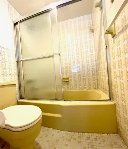 1658 Bay Road Miami Beach FL 33139