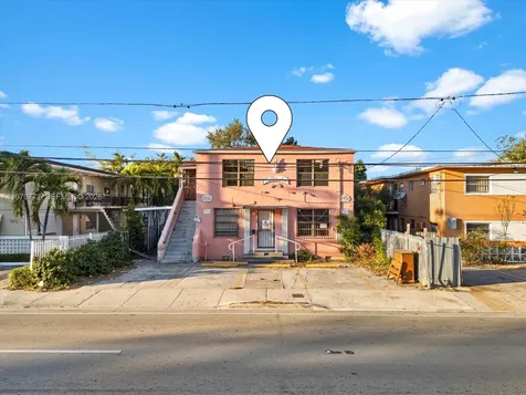 937 SW 7th Street Miami FL 33130