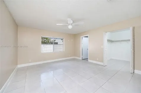 210 SW 98th Terrace Pembroke Pines FL 33025