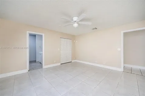 210 SW 98th Terrace Pembroke Pines FL 33025