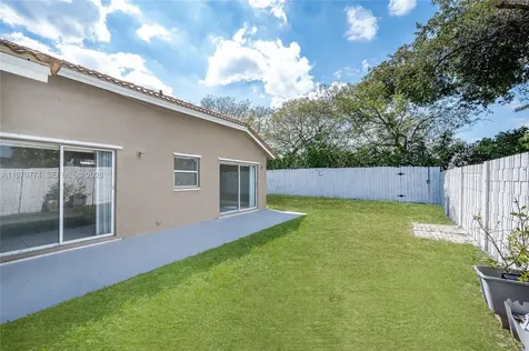 210 SW 98th Terrace Pembroke Pines FL 33025