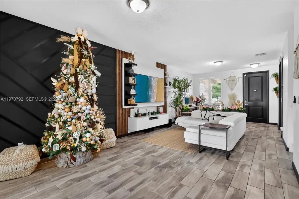 217 NW 36th Avenue Pompano Beach FL 33069