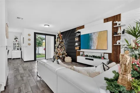 217 NW 36th Avenue Pompano Beach FL 33069