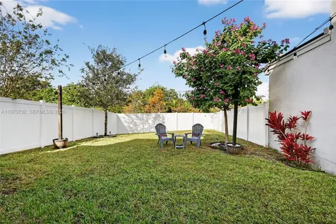 217 NW 36th Avenue Pompano Beach FL 33069