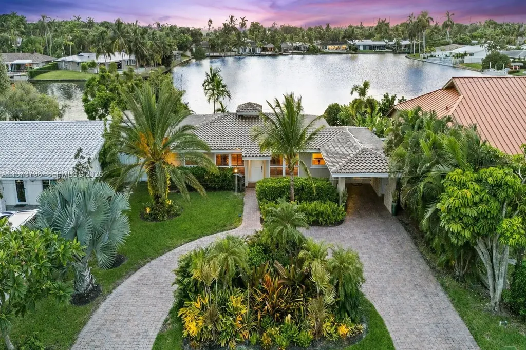 4231 NE 16th Avenue Oakland Park FL 33334