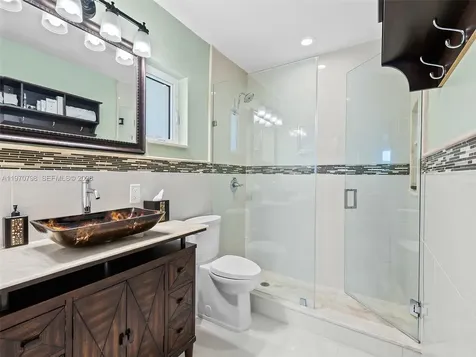4231 NE 16th Avenue Oakland Park FL 33334