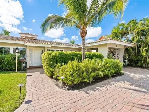 4231 NE 16th Avenue Oakland Park FL 33334