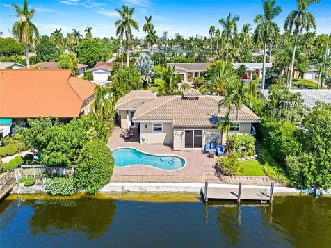 4231 NE 16th Avenue Oakland Park FL 33334
