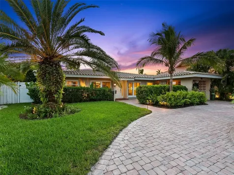 4231 NE 16th Avenue Oakland Park FL 33334