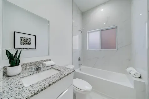 2936 NW 27th Street Miami FL 33142