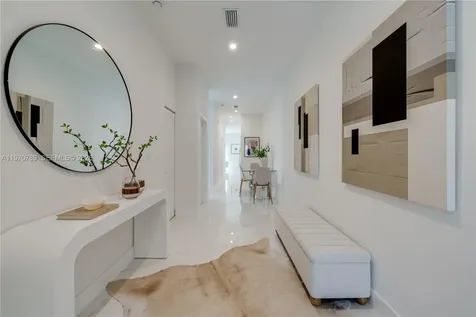 2936 NW 27th Street Miami FL 33142