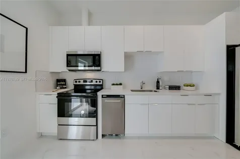 2936 NW 27th Street Miami FL 33142