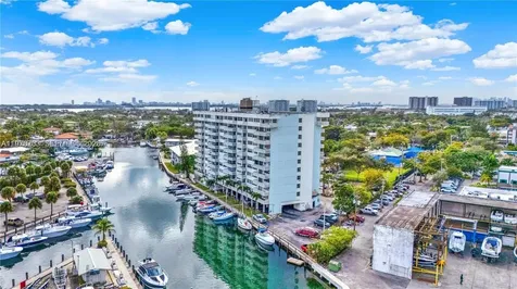 13155 Ixora Court North Miami FL 33181