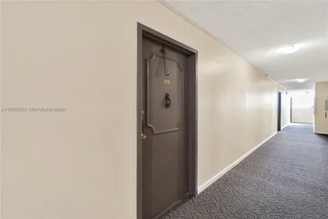 13155 Ixora Court North Miami FL 33181