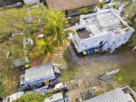 224 SW 14th Street Dania Beach FL 33004