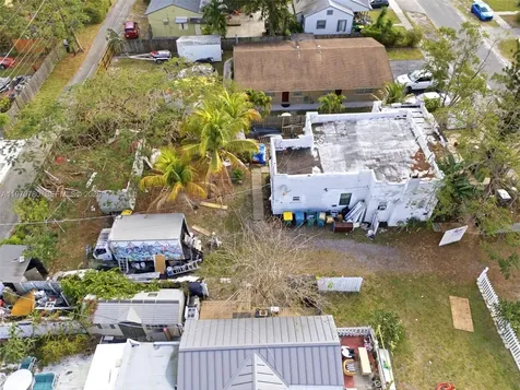 224 SW 14th Street Dania Beach FL 33004