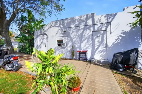 224 SW 14th Street Dania Beach FL 33004