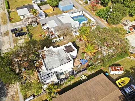224 SW 14th Street Dania Beach FL 33004