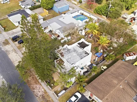 224 SW 14th Street Dania Beach FL 33004