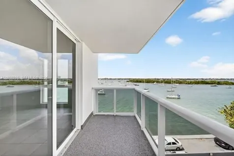 7928 West Drive North Bay Village FL 33141