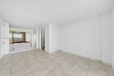7928 West Drive North Bay Village FL 33141