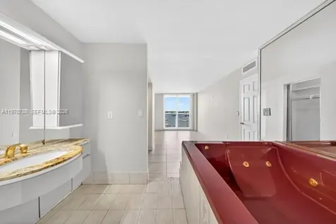 7928 West Drive North Bay Village FL 33141