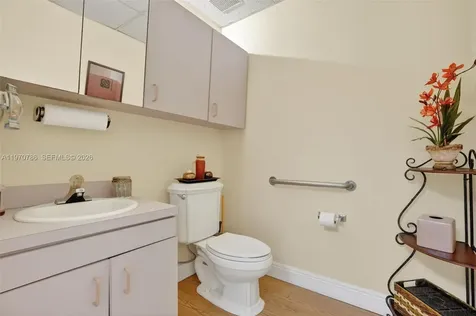 Medical Research For Sale In South Miami South Miami FL 33155
