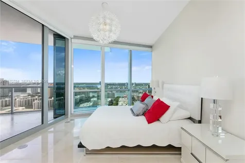 17121 Collins Avenue Sunny Isles Beach FL 33160